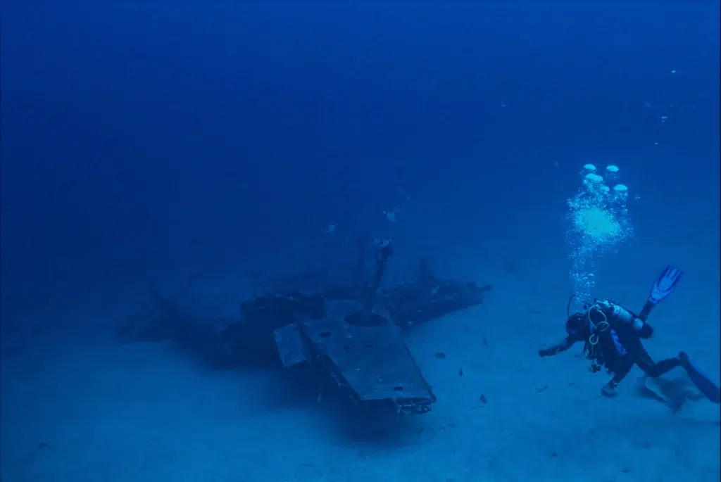 Corte con hilo diamantado en estructuras submarinas y portuarias